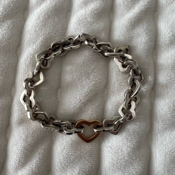 Discontinued Authentic Tiffany Two Tone Heart Bracelet in EUC - Picture 4 of 5
